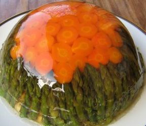 Aspic di pollo e prosciutto di Praga