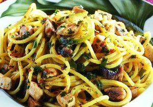 Spaghetti tonno e agrumi