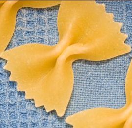 Farfalle e quaglie in insalata senza glutine