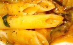 Penne a candela in crema di pomodoro