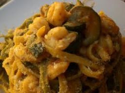 Paglia e fieno con gamberi e porcini