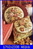 Cuscini,Pillows,Almofadas,Coussins* - schemi e link-gobelin-rose-2-1-jpg