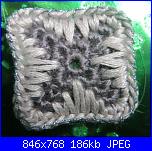 alcuni miei lavori all'uncinetto Anapaola-particolareorecchini-grigi-jpg