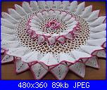 Centrotavola filet e non-toalha-branca-e-rosa-de-crochet_thumb%5B1%5D-jpg