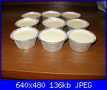 Panna cotta con salsa calda ai frutti di bosco.-p8170544-jpg