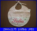 Ricami eseguiti utilizzando gli schemi di maria27-bavaglino-sofia-jpg