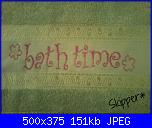 Ricami eseguiti usando gli alfabeti e le scritte preparati da  Malù-asciugamani-skipper-2-jpg