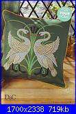 Cuscini-swans-cushion-jpg