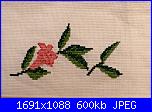 Ricamo in sospeso...avete questo schema?-bordo-con-fiori-jpg