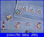 Asciugamani lilla ... cosa ricamo?-20309696945_b1dc844f5c_b-compressed-jpg