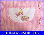 Questi sono i miei lavoretti... - pink-borsa-fasciatoio-rosa-con-biberon-e-scarpette-jpg