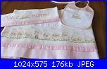 I ricami di Anapaola-lenzuolino-e-bavaglino-jpg