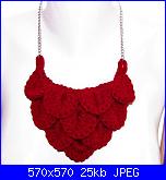 Punto Coccodrillo, tutorial, schema, idee, modelli-collana-rosso-porpora-1-jpg