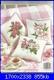 Leisure Arts 3493  - Pillows from Paula's garden - Paula Vaughan - 2006-pillows-paulas-garden-copertina-jpg