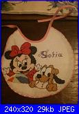 members/annina980/albums/i-miei-lavoretti/193073-bavettina-minnie-e-pluto.JPG