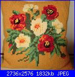 members/caty/albums/i-miei-hobby/197111-cuscino-punto-croce.JPG