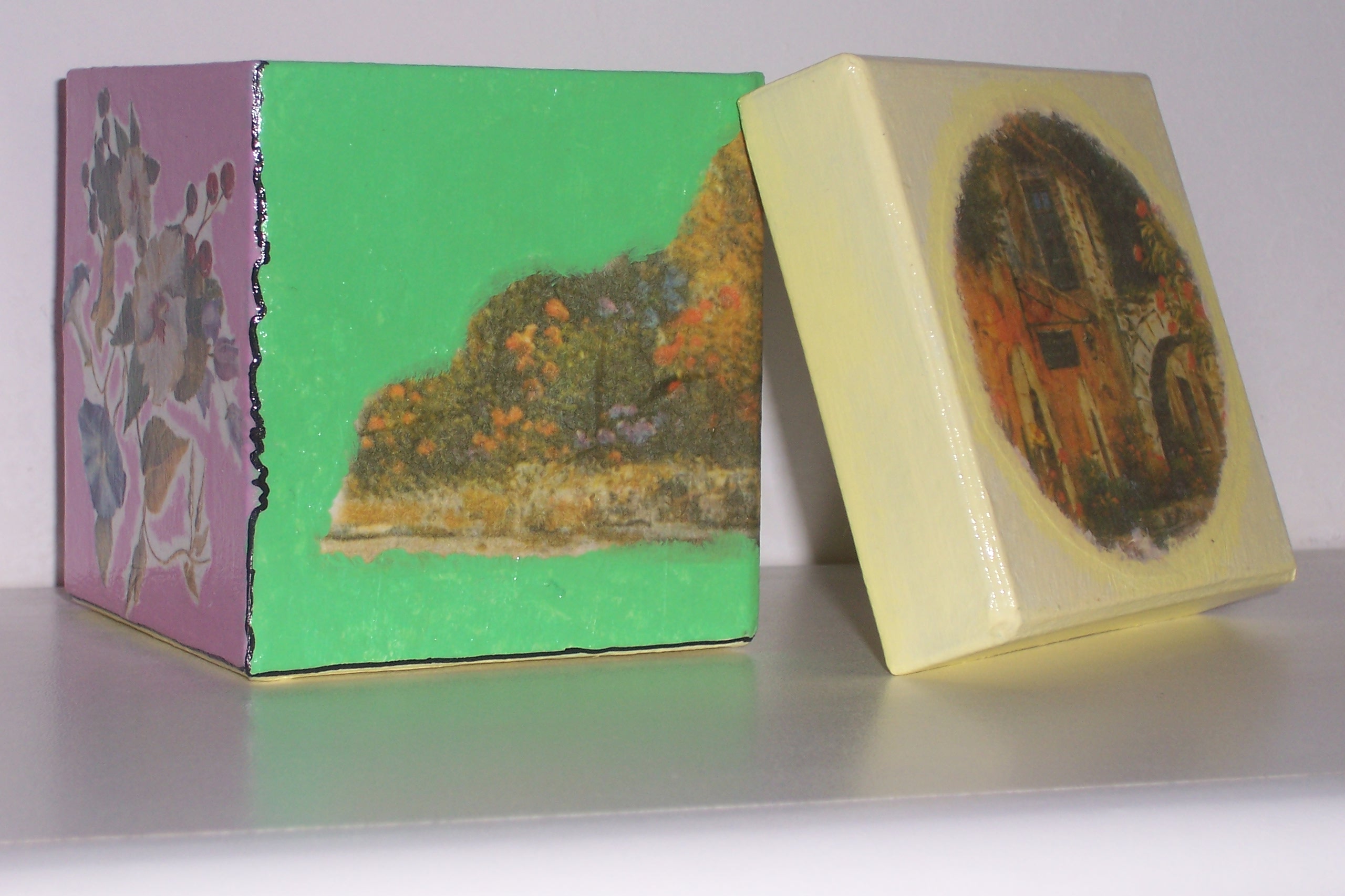 Scatolina decorata in decoupage