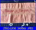 members/ellochicco/albums/punto-croce/361911-asciugamano-bonjour2.JPG