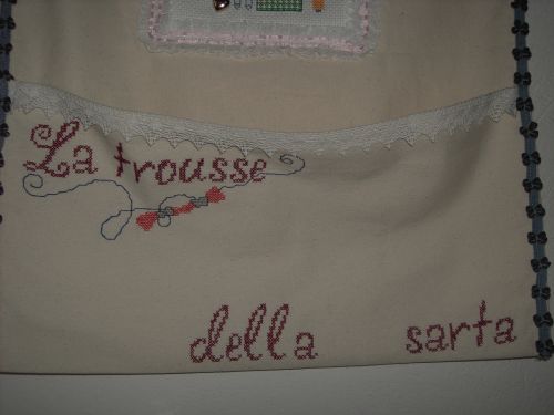 particolare 2 trousse