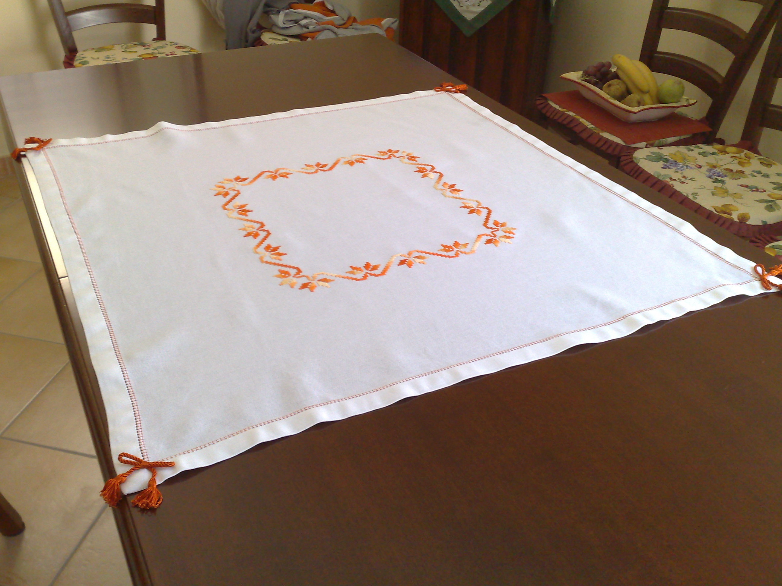 tovaglietta centrotavola in punto pieno