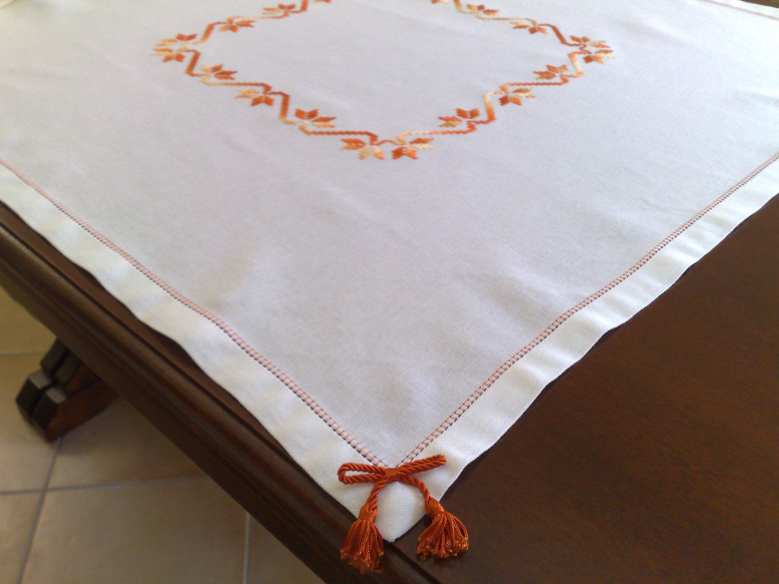 tovaglietta centrotavola in punto pieno