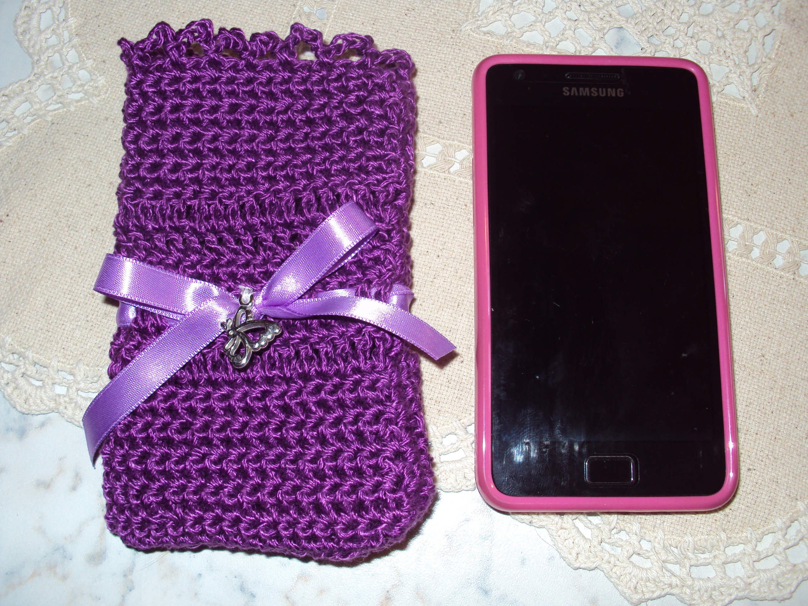 porta cellulare ad uncinetto