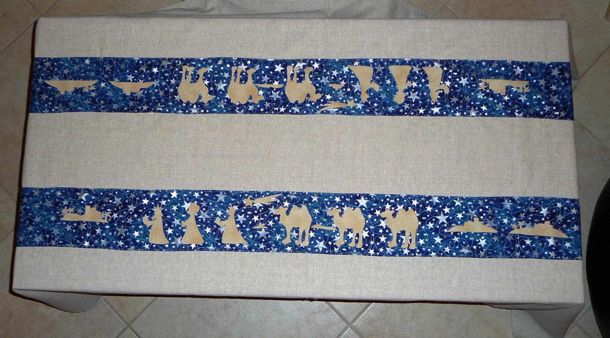 Tovaglia natalizia con appliquè