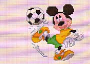 Schema punto croce Topolino Calciatore