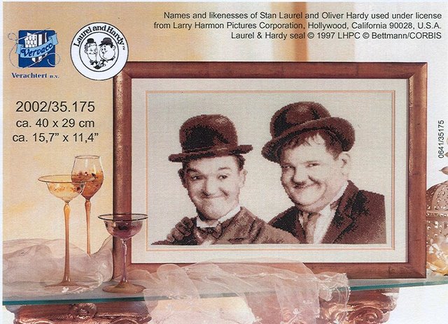 Schema punto croce Stanlio e onlio